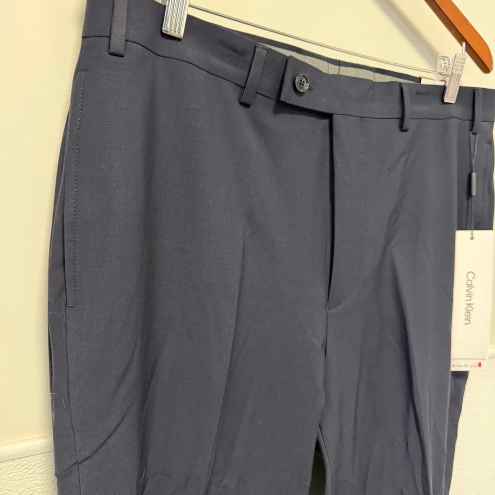 Calvin Klein Navy Slim Fit Men’s Dress Pants Jerome 36W x 32L NEW NWT MSRP: $190